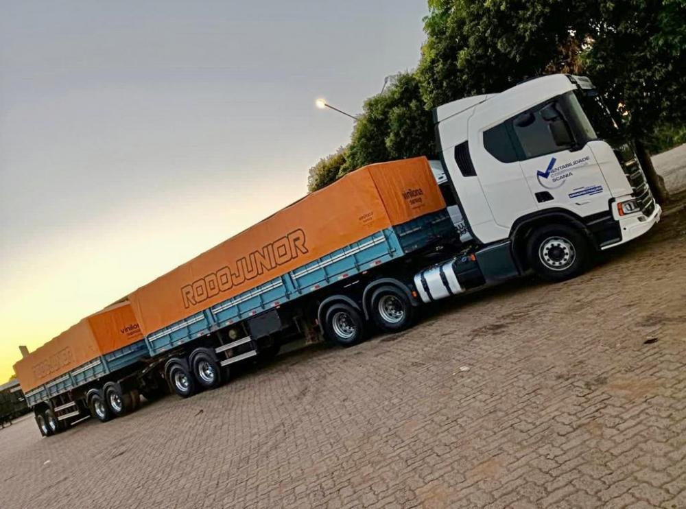 RodoJunior recebe as primeiras unidades dos novos DAF XF - Revista  Caminhoneiro