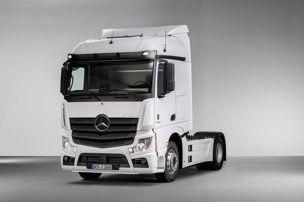 Novo Actros F